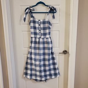 Nwt: Blue and white gingham midi dress